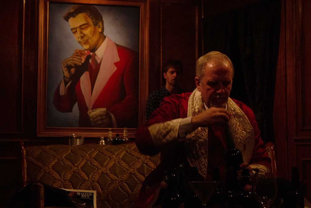 Production photo: 3 Kevin Grammer / Chris Sykes · Remember Rudy